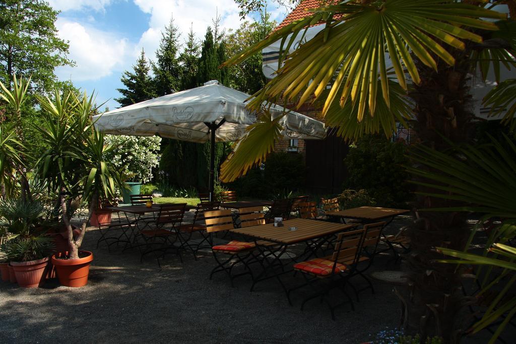 Werners Landgasthaus Lieskau ภายนอก รูปภาพ
