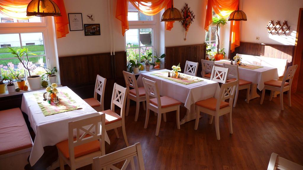 Werners Landgasthaus Lieskau ภายนอก รูปภาพ