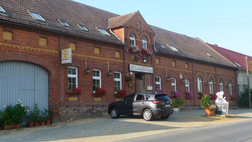 Werners Landgasthaus Lieskau ภายนอก รูปภาพ
